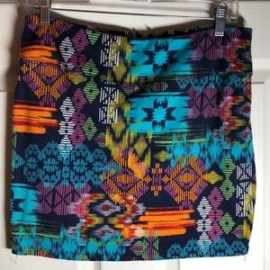 Multi colored geometric mini skirt
